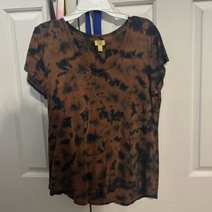 truecraft tiedye shirt